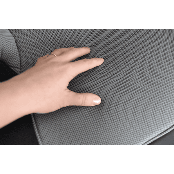 babyGO Sitzerhöhung Booster isize black melange Osterangebot