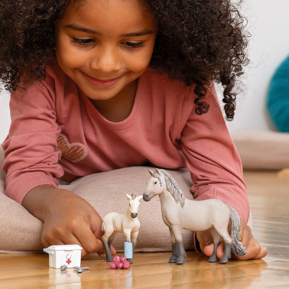 Schleich HORSE CLUB Hannahs Erste-Hilfe-Set Günstiger Verkauf