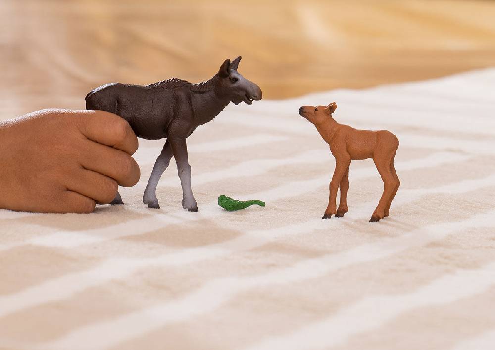 Schleich Elchkuh mit Kalb Cyber Monday