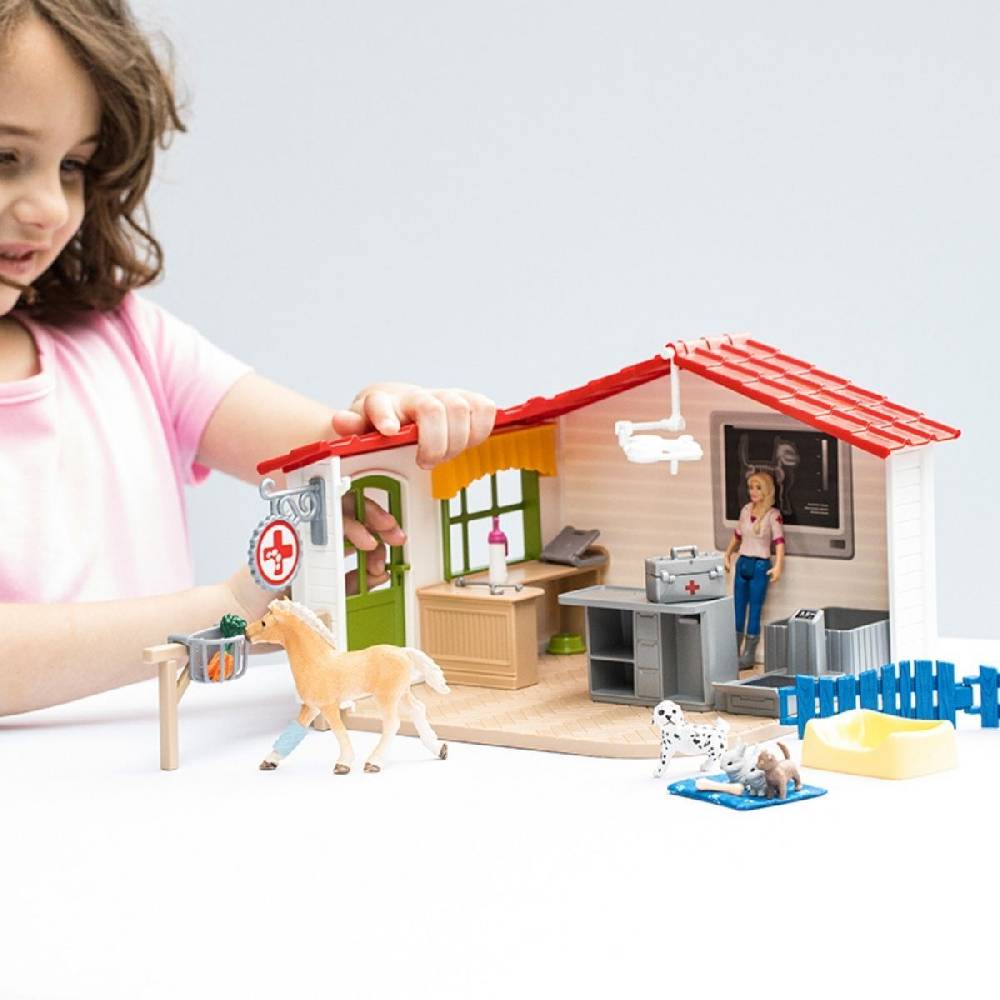 Schleich Tierarzt-Praxis mit Haustieren Top Angebot