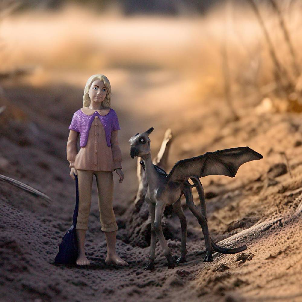 Schleich Luna Lovegood™ & Baby Thestral Schlussverkauf