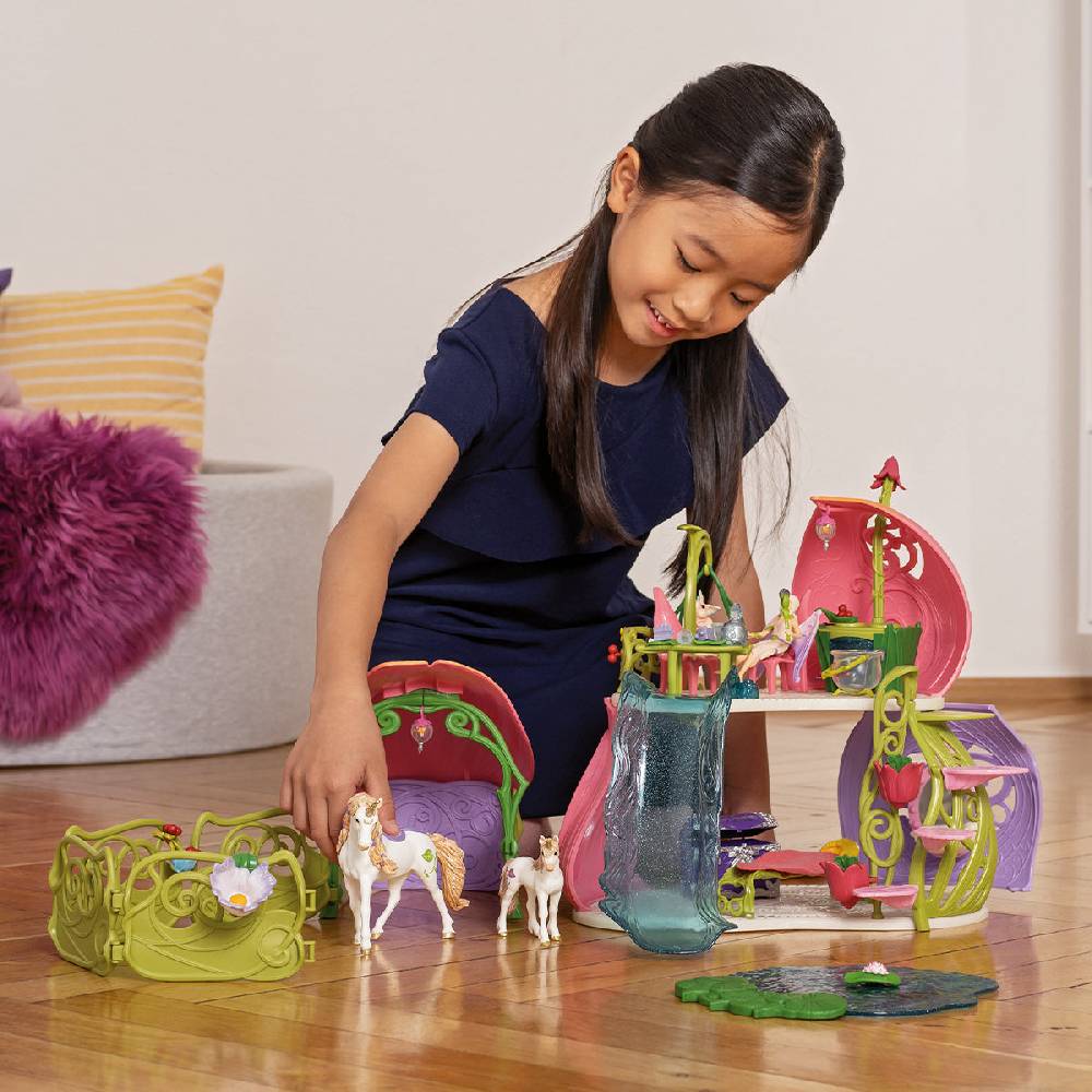 Schleich Glitzerndes Blütenhaus mit Einhörnern, See und Stall Letzte 2 Tage