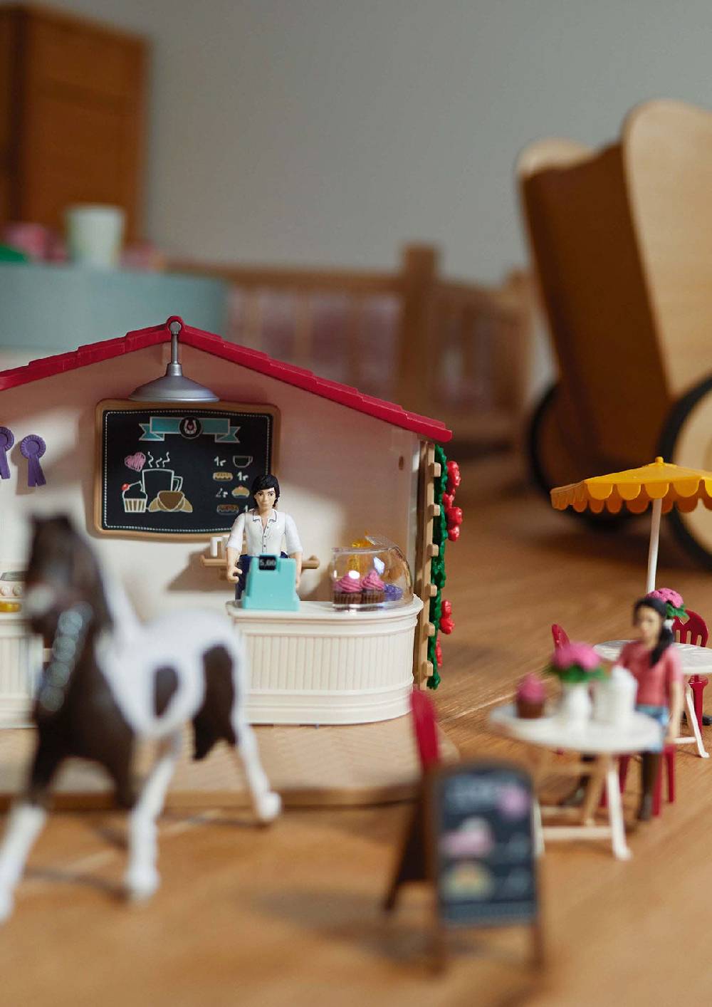 Schleich Reiter-Café Hotsell